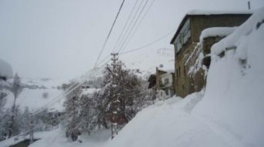 Muş&rsquo;ta Karla M&uuml;cadele &Ccedil;alışması