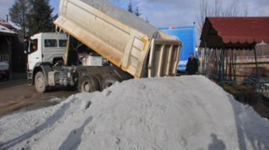 &Ccedil;ankırı Belediyesi&rsquo;nden Eskipazar&rsquo;a 50 Ton Tuz