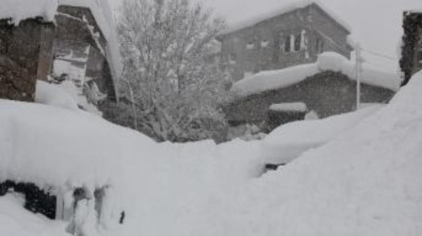 Hakkari Kar Hapsinde