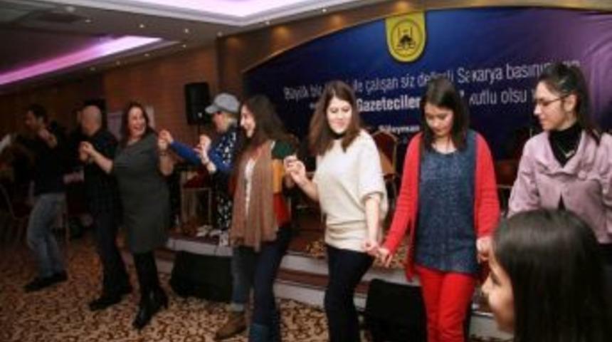 Adapazarı Belediyesinden Basın Mensuplarına &Ouml;zel &ldquo;sıra Gecesi&rdquo;