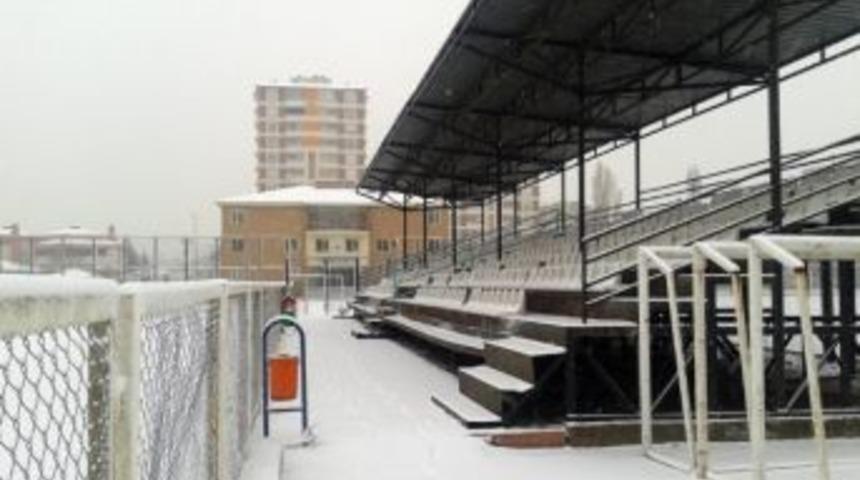 Kar Futbolu Olumsuz Etkiledi