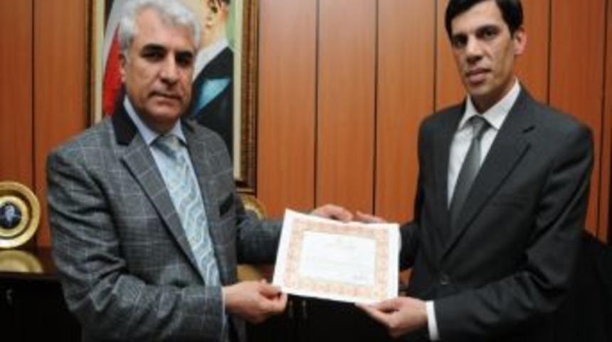 Batman'ı Temsil Eden &Ouml;ğretmene Teşekk&uuml;r Belgesi