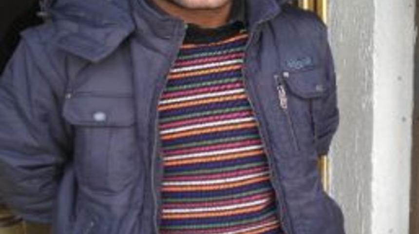 Hırsızlık Cezasını Camide &Ccedil;alışarak &Ccedil;ekecek