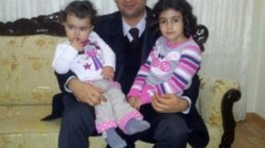 Erciş Kaymakamı 160 Depremzede Aileyi Evlerinde Ziyaret Etti