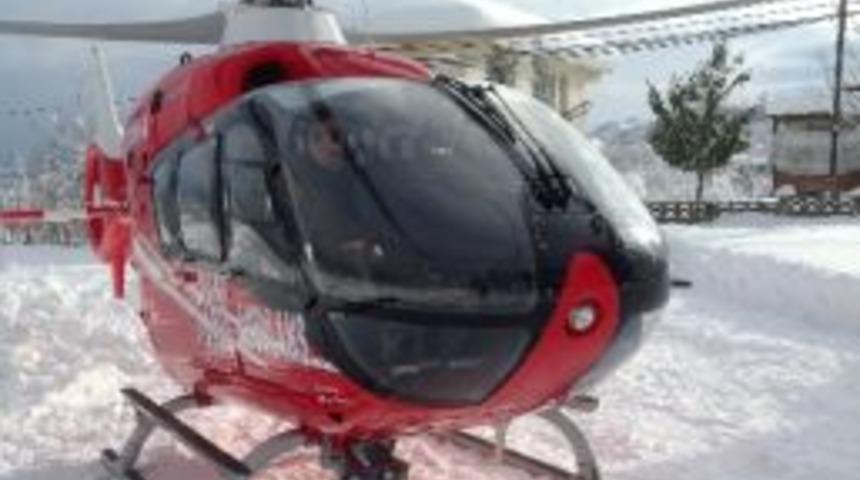 Astım Hastası &Ccedil;ocuğu Ambulans Helikopter Kurtardı