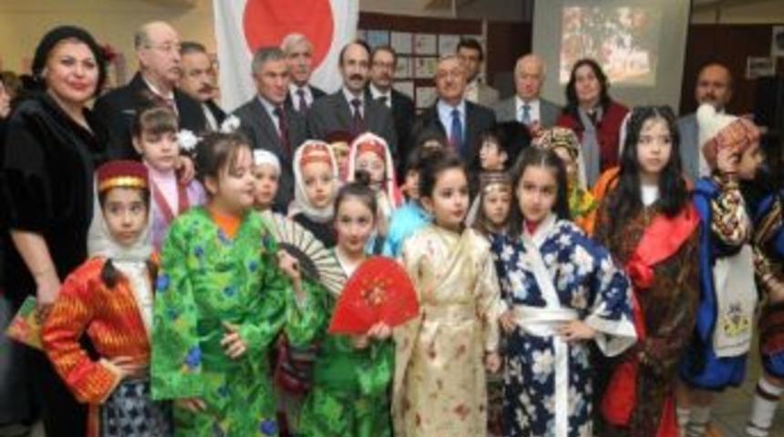 Van Depreminin Kahramanı Dr. Miyazaki İ&ccedil;in Sergi