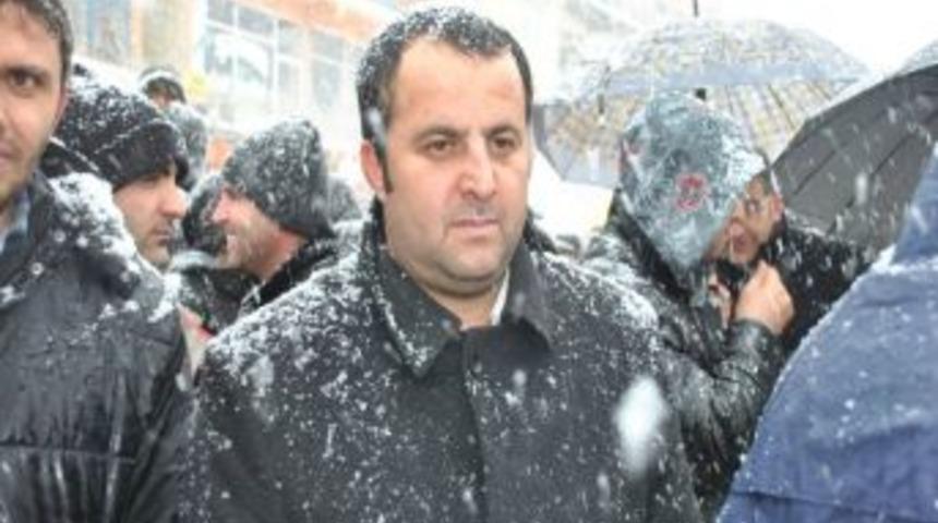 Şemdinli&rsquo;de Darp Edilen &Ouml;ğretmene Destek