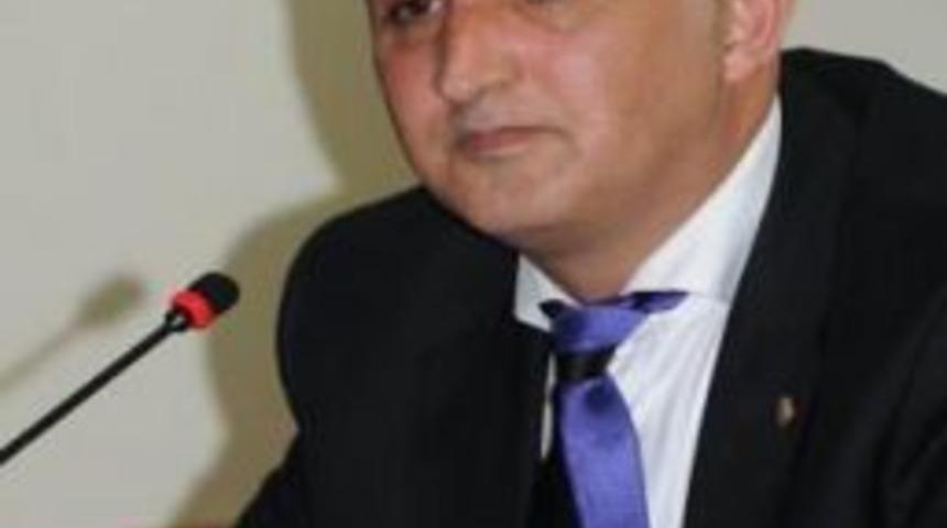 Yılmaz: &rdquo;gazeteciler G&uuml;n&uuml;&rsquo;n&uuml; Yine Buruk Ge&ccedil;iriyor&rdquo;