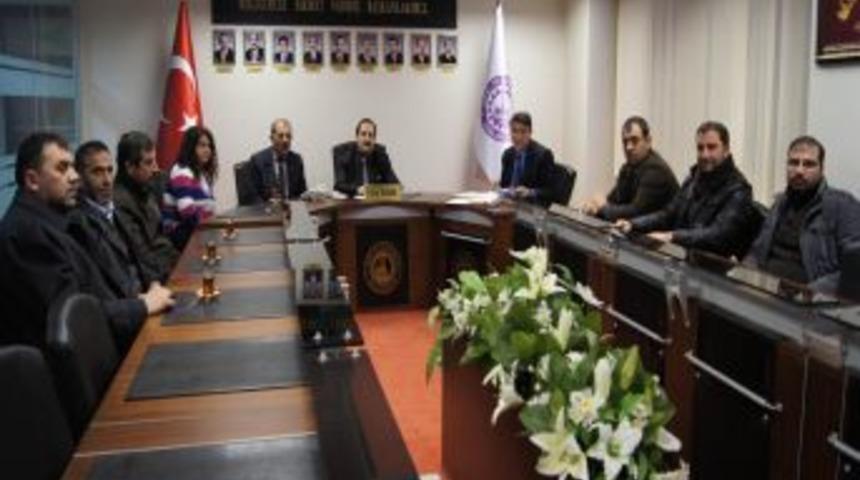 Keresteciler Ve Mahrukat&ccedil;ılar Esnaf Odası Başkanlığına Demirkaynak Se&ccedil;ildi