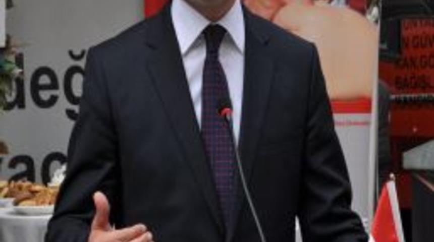 Vali Turhan: Demokrasinin Daha Sağlıklı Yürümesi Için Basının Rolü Çok Önemli