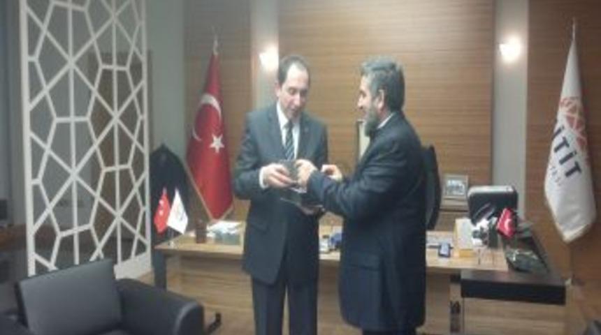 Arap Dili Anabilim Dalı &Ouml;ğretim G&ouml;revlilerinden Rekt&ouml;r Alkan'a Ziyaret