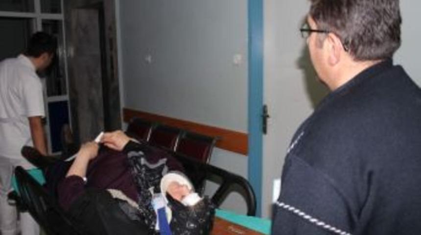 Beyşehir&rsquo;de Trafik Kazası: 4 Yaralı