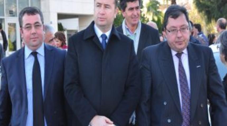 CHP&rsquo;li Gazipaşa Belediye Başkanı &Ouml;zgen&ccedil;&rsquo;in R&uuml;şvet Davası Ertelendi