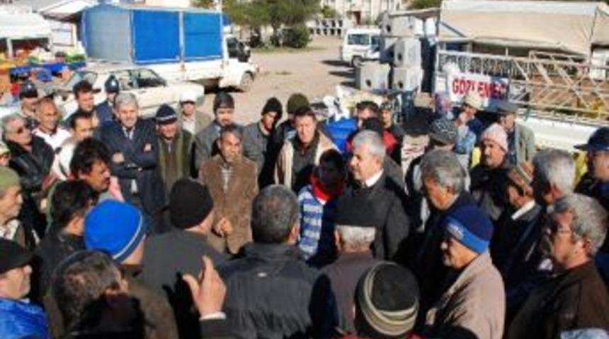 Başkan &Ccedil;etinkaya Esnafın Sorunlarını Dinledi
