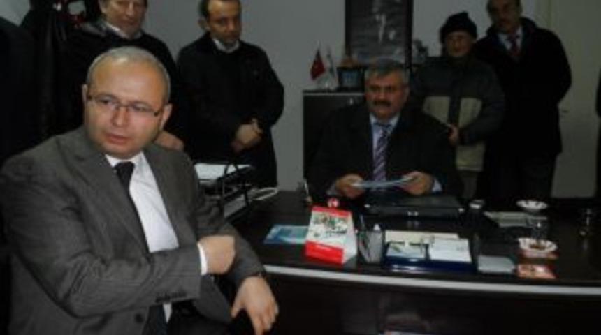 Candan herkes işini yapsın