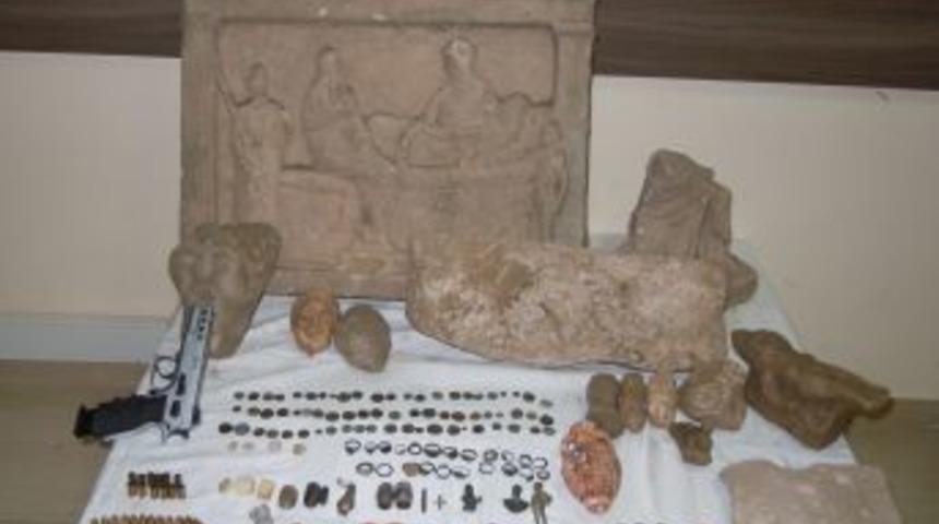 Didim'de tarihi eser ka&ccedil;ak&ccedil;ılığına darbe vuruldu