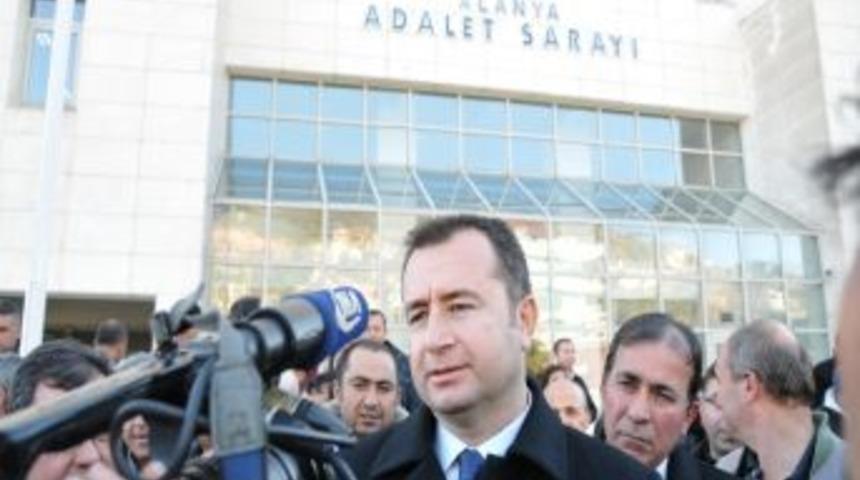 Başkan &Ouml;zgen&ccedil; Davası 12 Mart'a Ertelendi