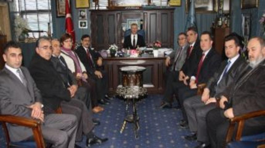 Edremit Belediyesi'nde Toplu S&ouml;zleşme Sevinci