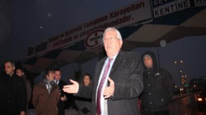 Posbıyık'tan Afiş Tepkisi