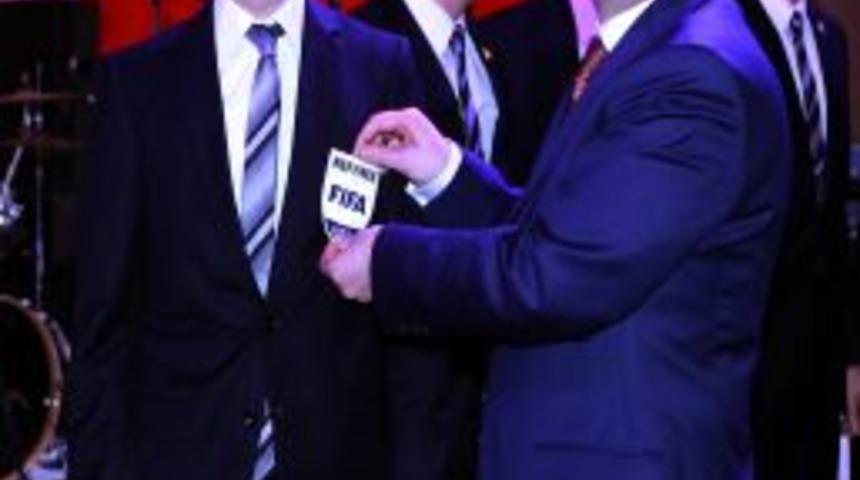 FIFA Hakemlerine Kokartları T&ouml;renle Takıldı