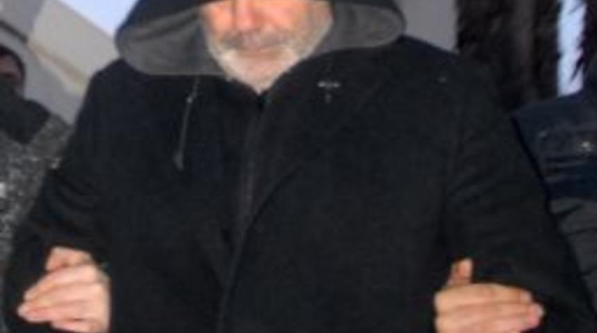 Kendisini 'savcı, Bankacı' Olarak Tanıtan 'binbir Surat' Yakalandı