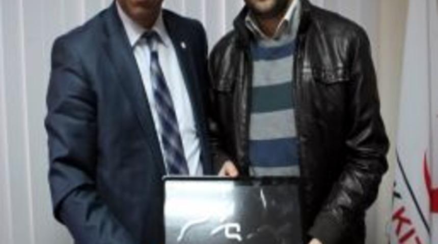 Kızılay&rsquo;dan Şenlik Havasında Kan Bağışı