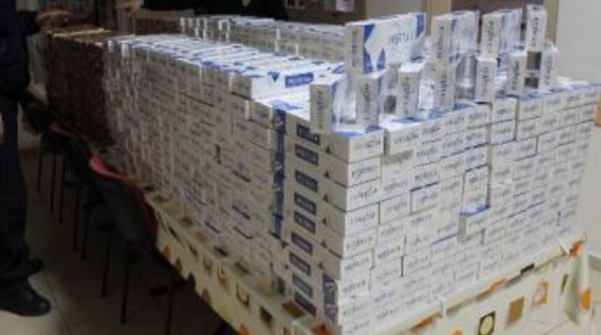 Otomobilinin Borcu İ&ccedil;in Ka&ccedil;ak Sigara Taşırken Yakalandı