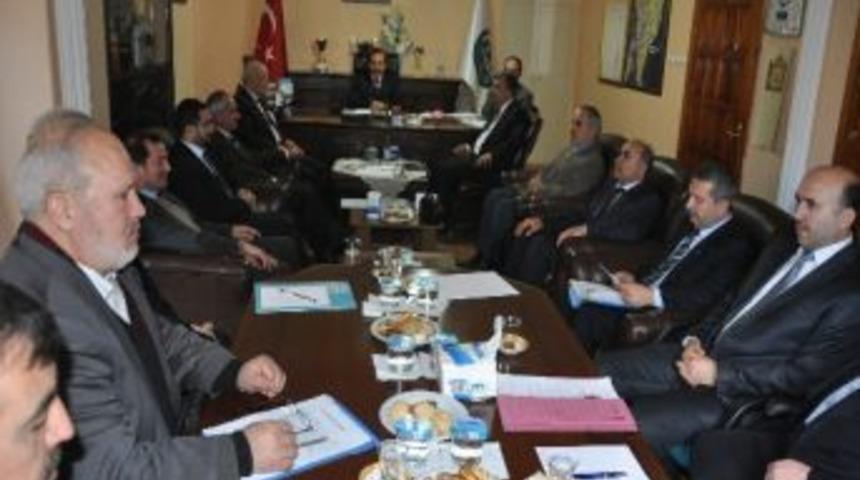 15 İl&ccedil;e M&uuml;ft&uuml;s&uuml; Soma'da Toplandı