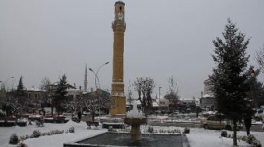 &Ccedil;orum Beyaza B&uuml;r&uuml;nd&uuml;