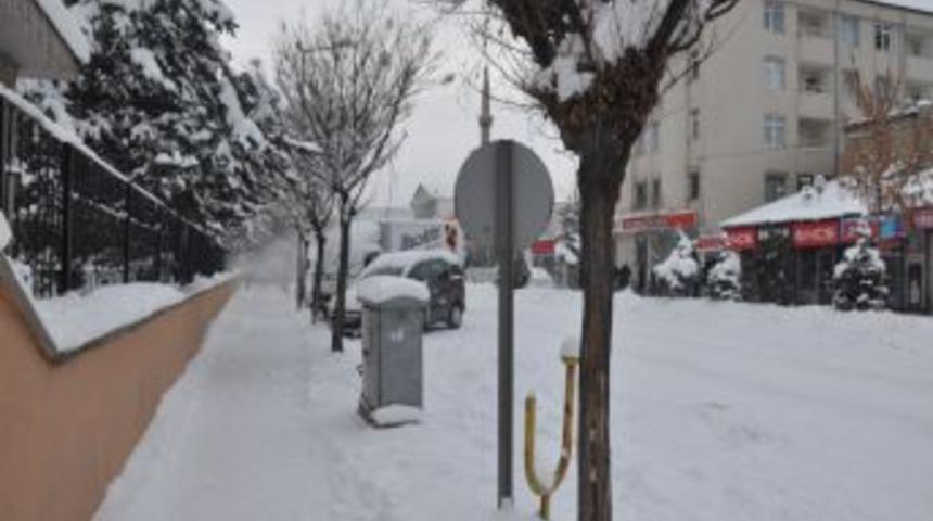 Patnos'ta Eğitime Kar Engeli