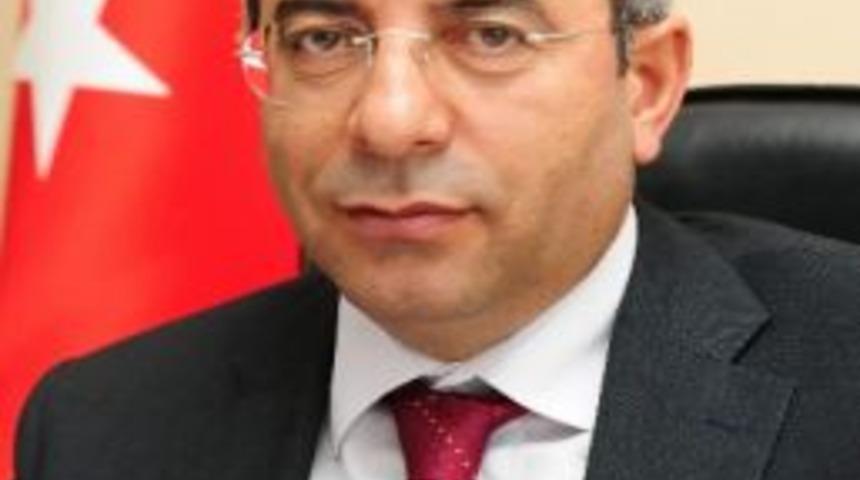 Yy&uuml; Rekt&ouml;r&uuml; Prof. Dr. Battal&rsquo;dan 10 Ocak Mesajı