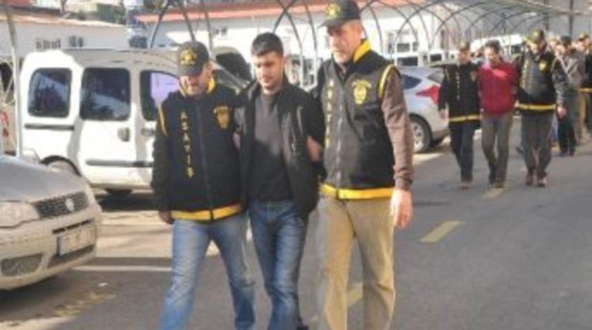 Adana'da Şafak Operasyonu