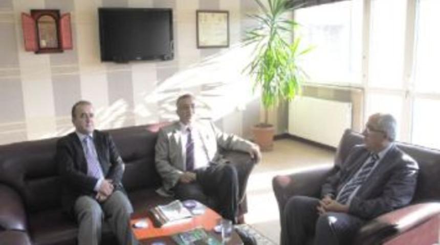 Vali &Ccedil;ift&ccedil;i&rsquo;den Başkan G&uuml;ler&rsquo;e Ziyaret