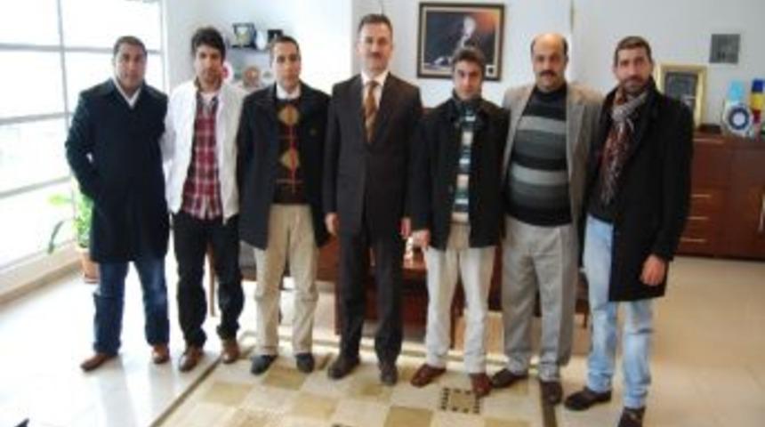 Muş Ve Hınıslılardan Yılmaz&rsquo;a Teşekk&uuml;r Ziyareti