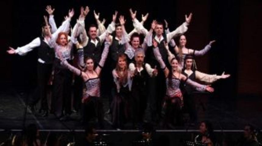 Antdob &lsquo;t&uuml;rk&uuml;yem&rsquo; M&uuml;zikali İle Kepez&rsquo;de