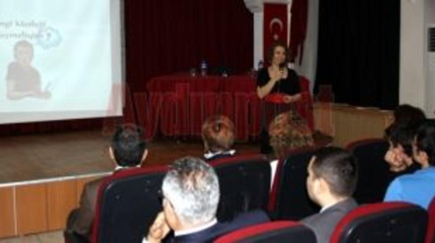 AGİKAD girişimcilik seminerlerinin ilk durağı fen lisesi oldu