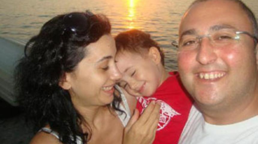 İşten atılırken bebeğini d&uuml;ş&uuml;rd&uuml;, mobbing davası a&ccedil;tı