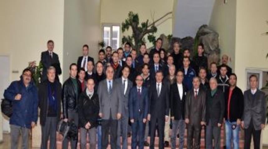 'Gazeteciler 2008 Yılında Kaldırılan Yıpranma Hakkını Yeniden Istiyor'