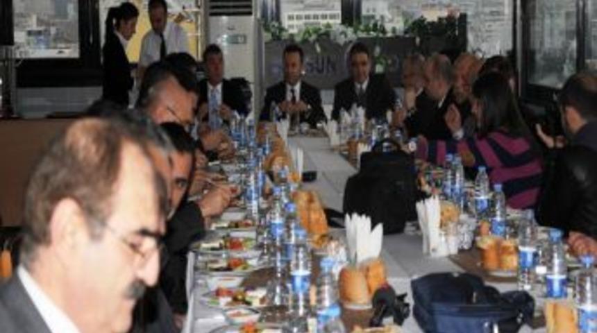 Salıpazarı'nda Okulda Mahsur Kalan &Ouml;ğrencilerle Ilgili Soruşturma A&ccedil;ıldı