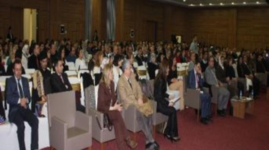 Gaziantep Sağlık M&uuml;d&uuml;rl&uuml;ğ&uuml; 2012 Yılı Genel Değerlendirme Toplantısını Yaptı