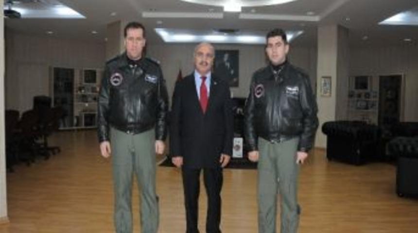 Yarbay Esen&rsquo;den B&uuml; Rekt&ouml;r&uuml; Ulu&ccedil;am&rsquo;a Ziyaret