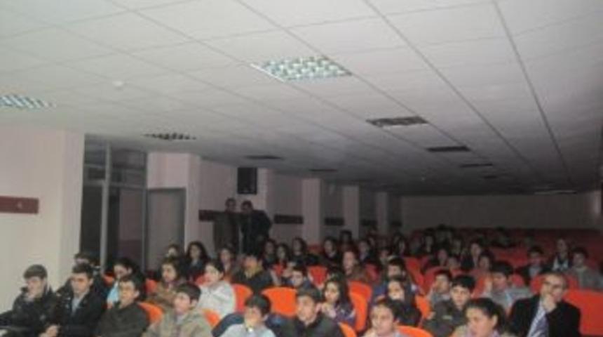 &Ouml;ğrenciler İ&ccedil;in Liseleri Tanıma Gezisi D&uuml;zenlendi