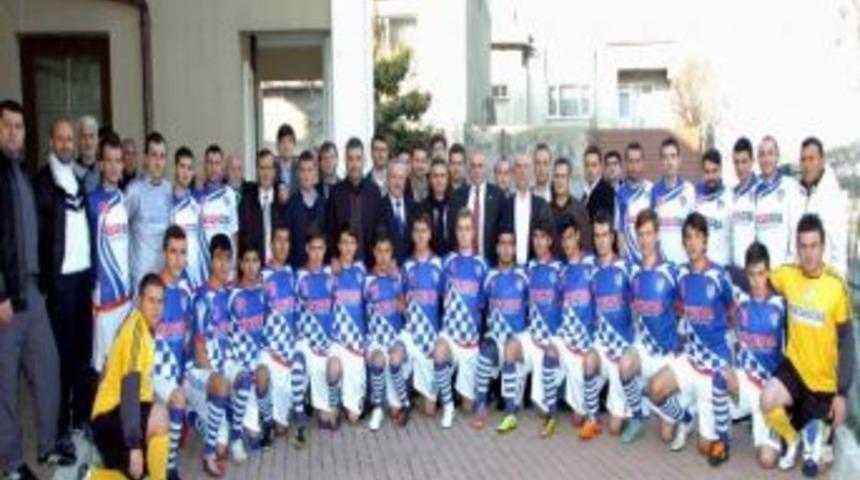 Milletvekili Şerbet&ccedil;ioğlu'ndan Rekor Ziyaret