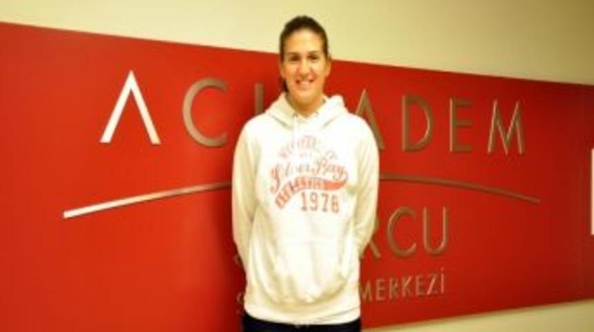 Beşiktaş Kadın Basketbol Takımı Mılka Bjelıca&rsquo;yı Renklerini Kattı