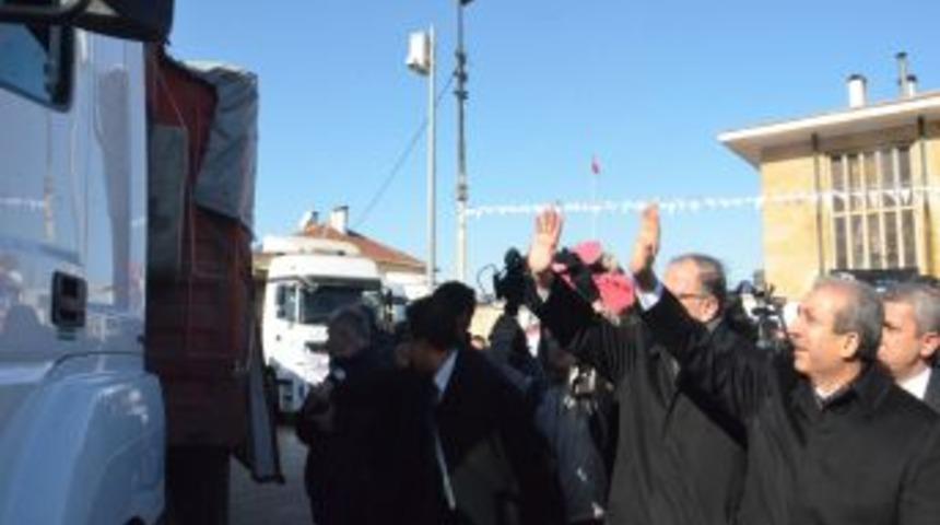 Bakan Eker, Suriyeler I&ccedil;in &Uuml;retilen Unları Gaziantep'ten Uğurladı