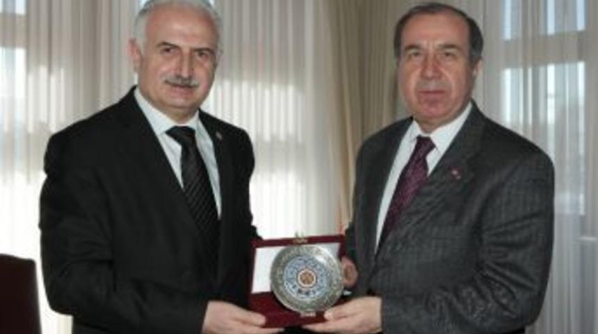 Avrupa Birliği Bakan Yardımcısı B&uuml;y&uuml;kkaya Rekt&ouml;r Ko&ccedil;ak&rsquo;ı Ziyaret Etti