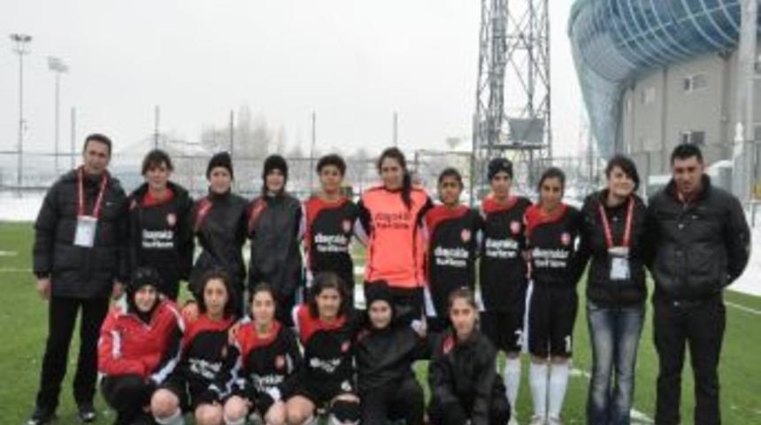 Albayrak&rsquo;tan Kaymakam Esmer&rsquo;e Teşekk&uuml;r