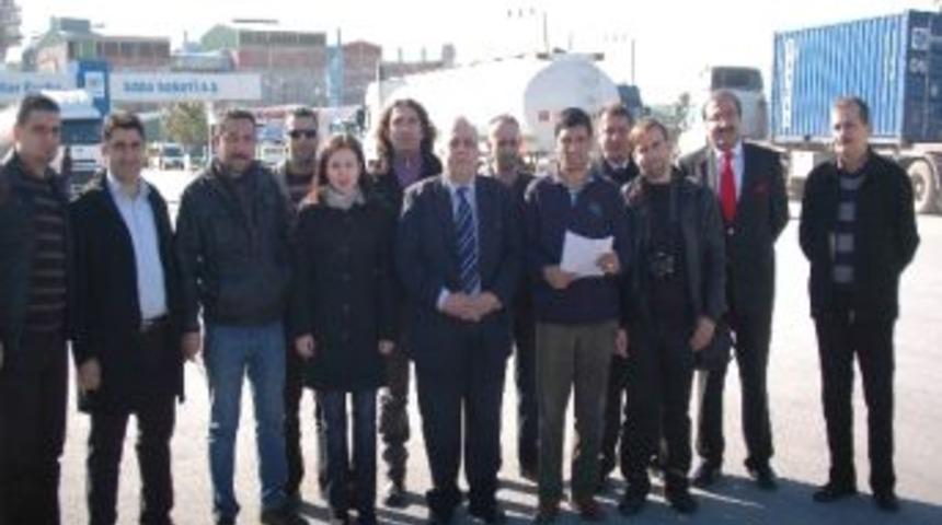 Gazeteciler Mersin İdmanyurdu'na Destek İstedi