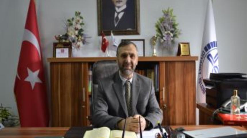 Dağıtılan Broş&uuml;r Sayesinde Camilerin Cemaati Arttı