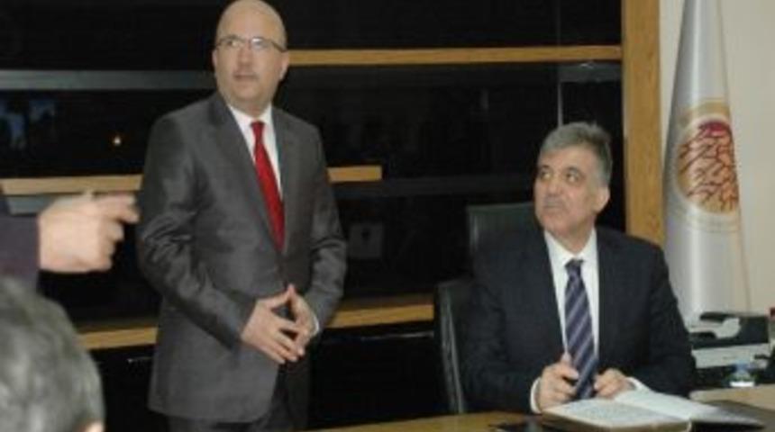 G&uuml;l: &ldquo;şehirlerin G&uuml;zelleşmesi İ&ccedil;in Herkes El Birliği Yapmalı&rdquo;